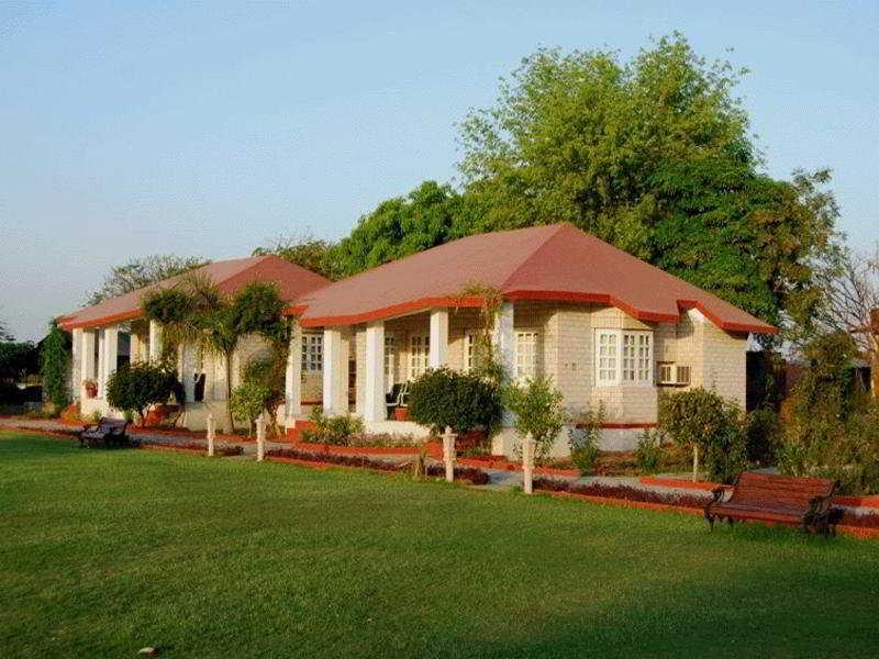 Tiger Den Resort Khilchīpur Екстериор снимка